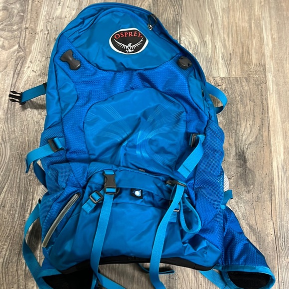 OSPREY Bags Osprey Sirrus 24 Backpack Poshmark